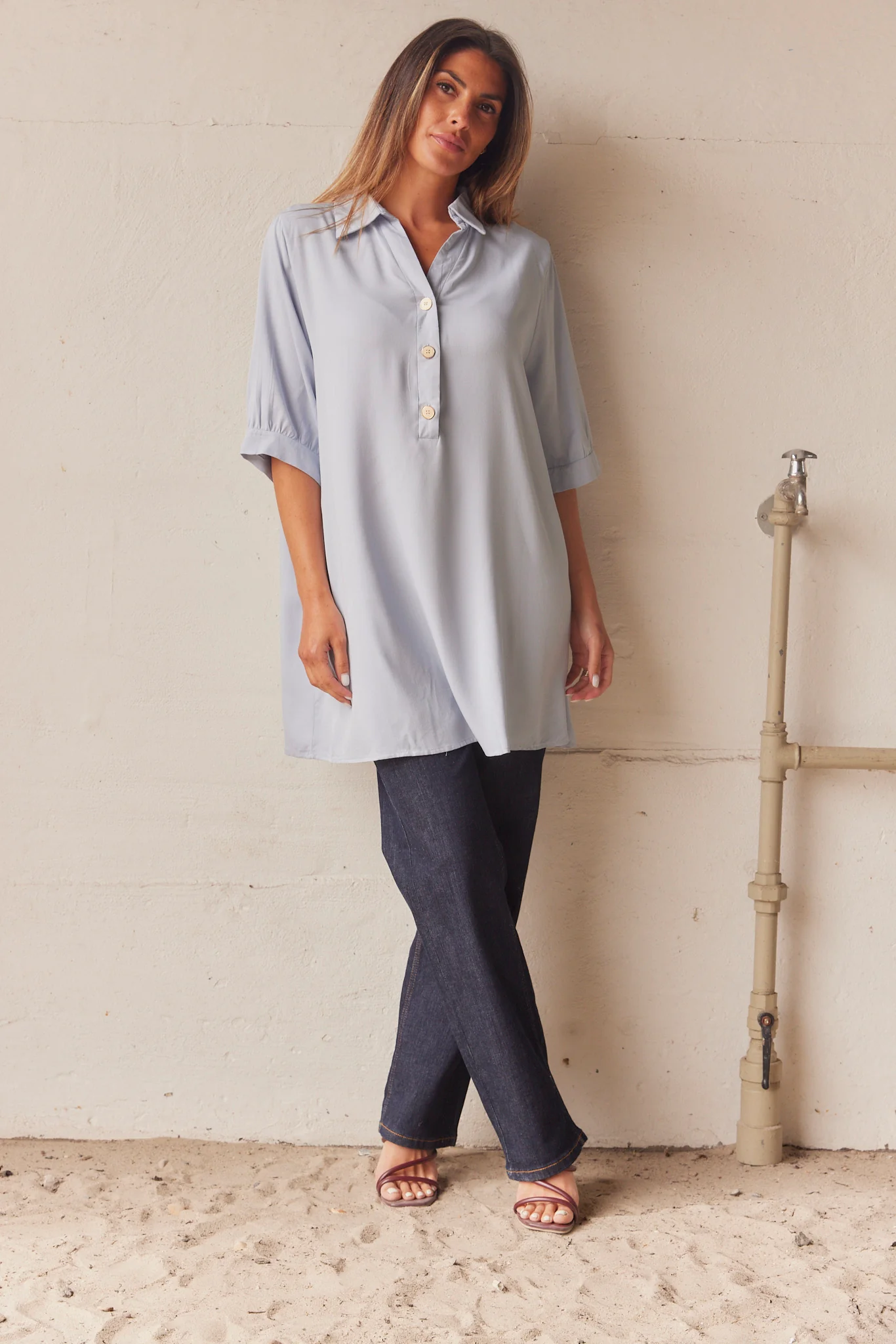 Plain Penelope Tunic | Bluse fra Atelier C - Image 2