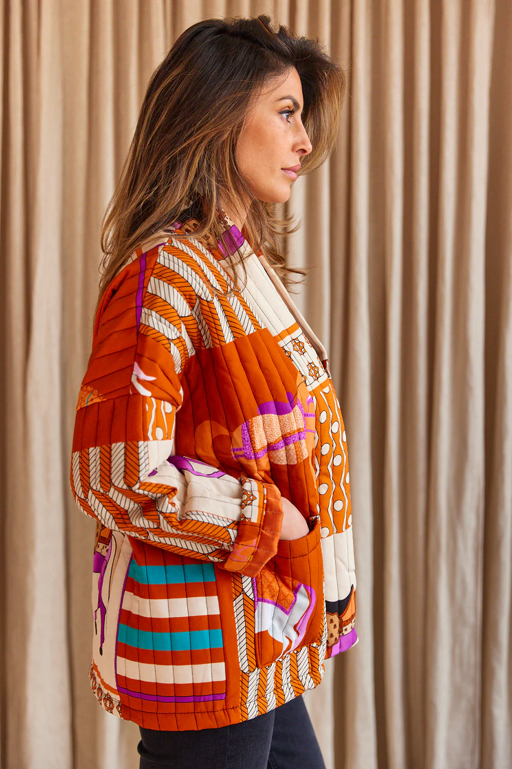 Luxe Mosaic Patchwork Jacket | Rust | Jakke fra Atelier C - Image 3