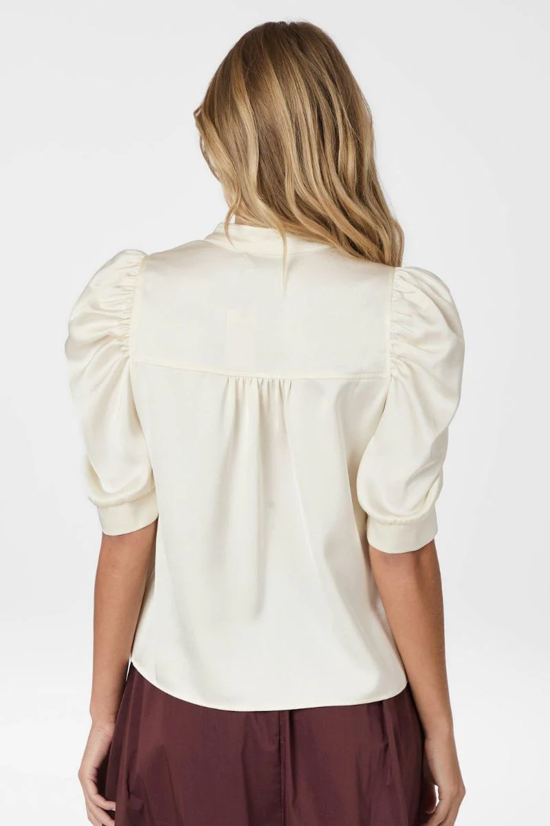 Roella Heavy Sateen Blouse | Pearl | Bluse fra Neo Noir - Image 5