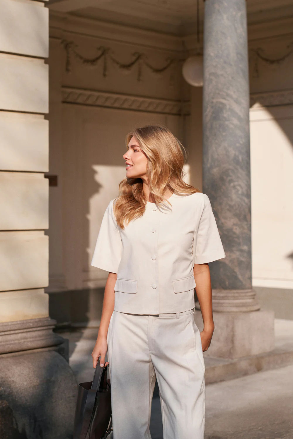 Rory Linen Blouse | Creme | Bluse fra Neo Noir - Image 3
