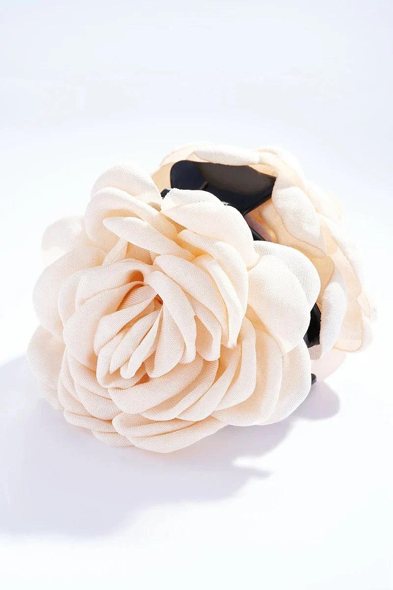 Rose Hair Claw | Beige | Hårspænde fra By Timm - Image 2