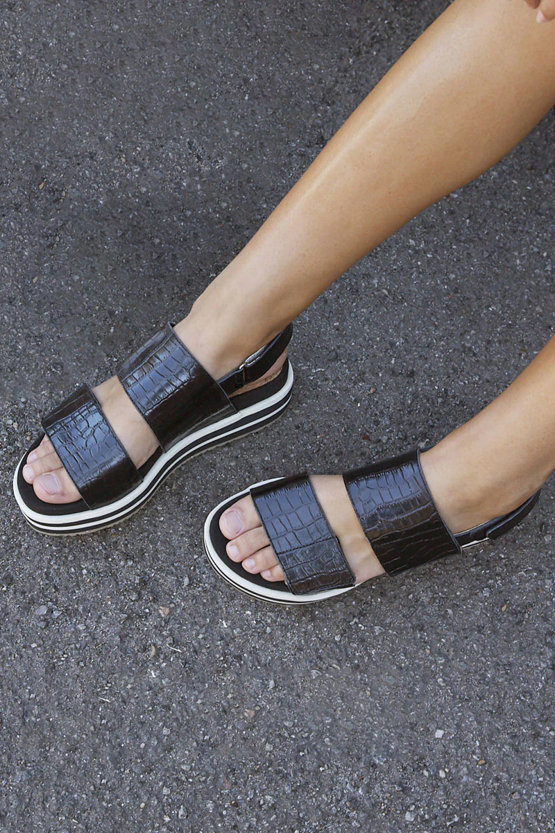 Saga | Black | Sandaler fra Woden