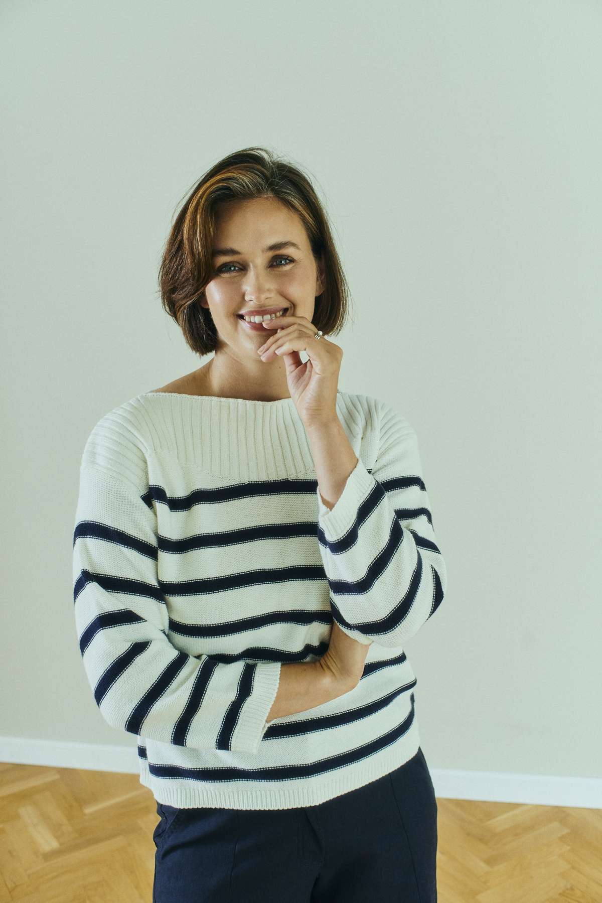 Sana Pullover 207585 | Star Off-White W. Navy Blazer | Strik fra Freequent - Image 4