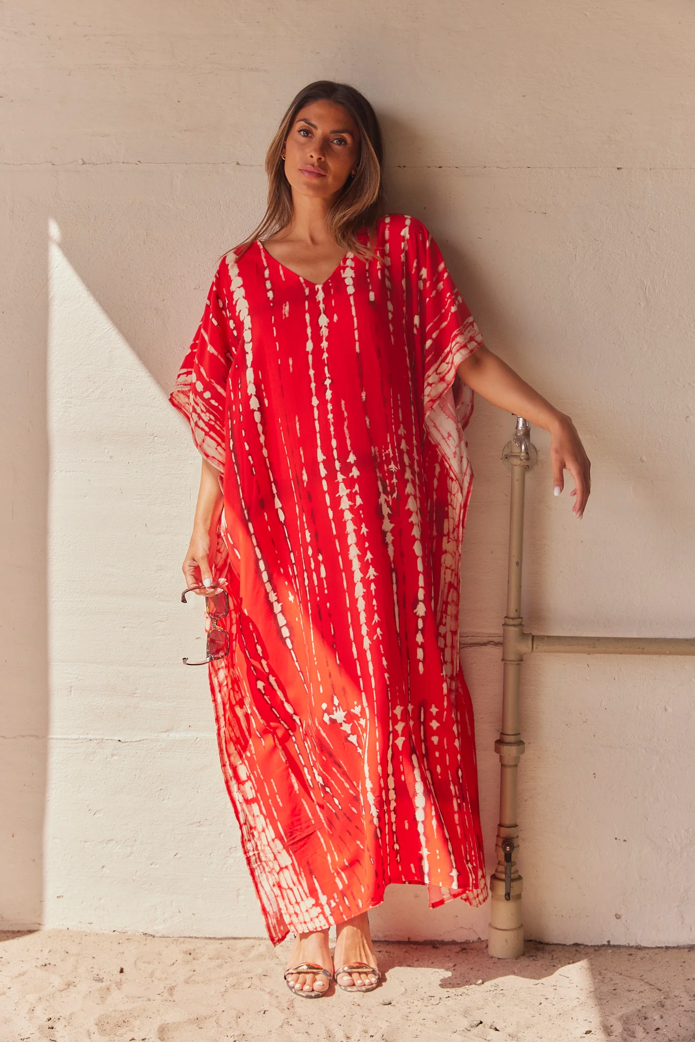 Serengeti Sun Dress | Red | Tiedye Kaftan kjole fra Statebird - Image 4