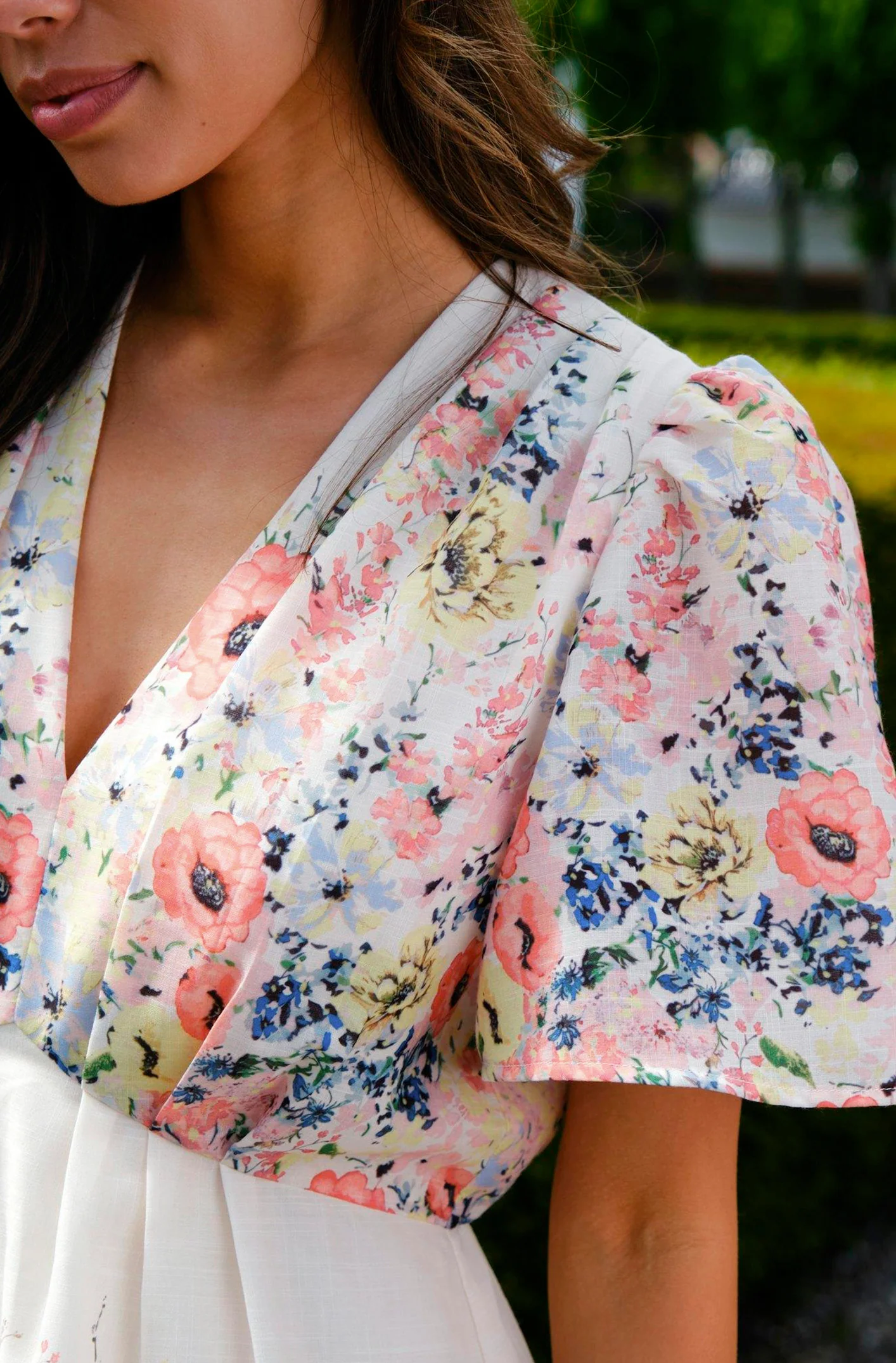 Shena Flower Print Dress | Creme | Kjole fra Neo Noir - Image 4