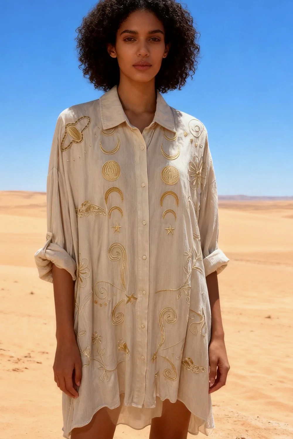 Cresent Moon Embroidery Shirt Dress | Kjole fra Avery - Image 2