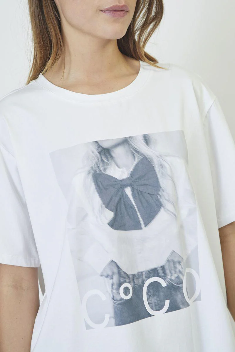 Siara Bow Oversize Tee | T-Shirt fra Co'couture - Image 6