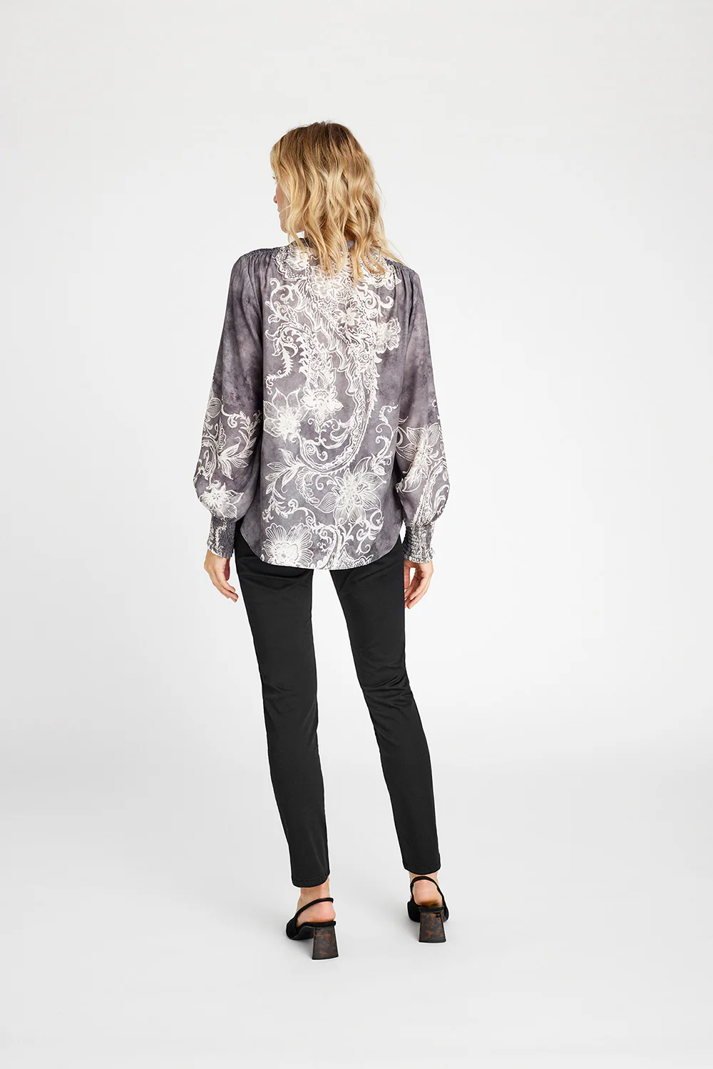 Sikka blouse 54628 | Dark Grey | Skjorte fra Gustav - Image 5