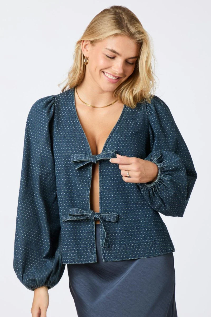 Silvi Overdyed Dot Blouse | Ash Blue | Bluse fra Neo Noir - Image 4