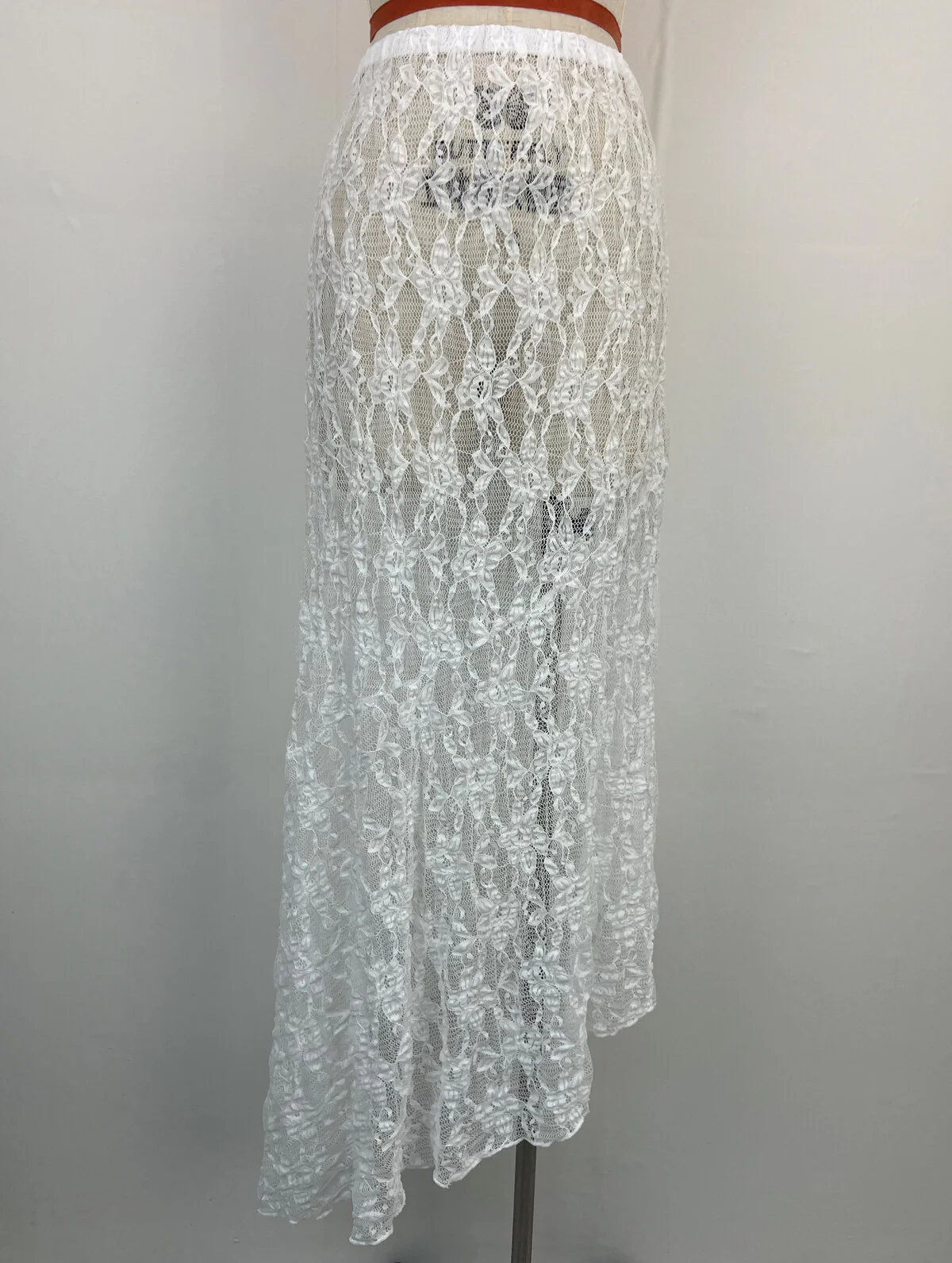 Asym Lace Skirt | Nederdel fra Avery - Image 2