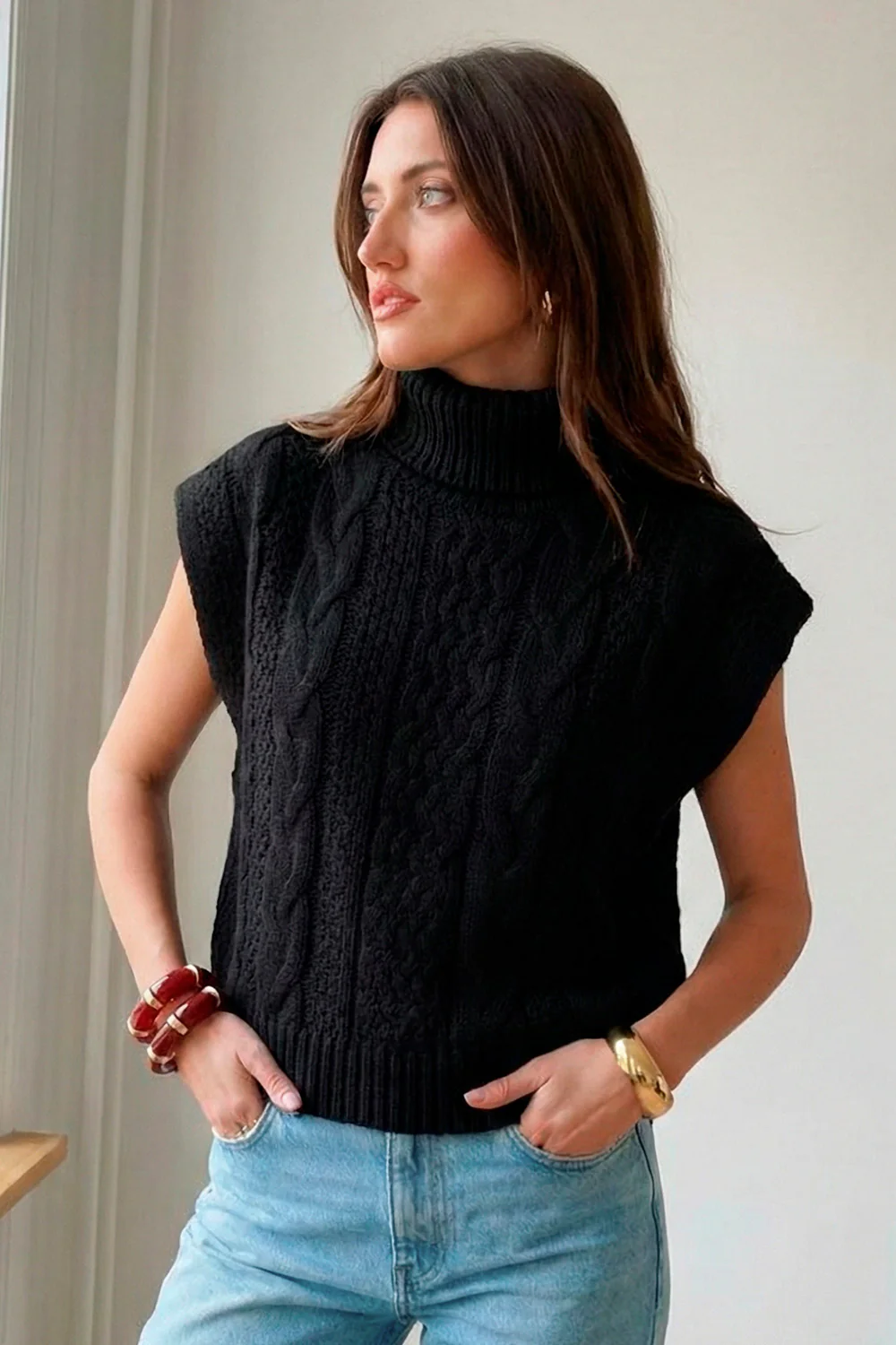 Tutti Knit Vest | Black | Strik fra Avery - Image 2