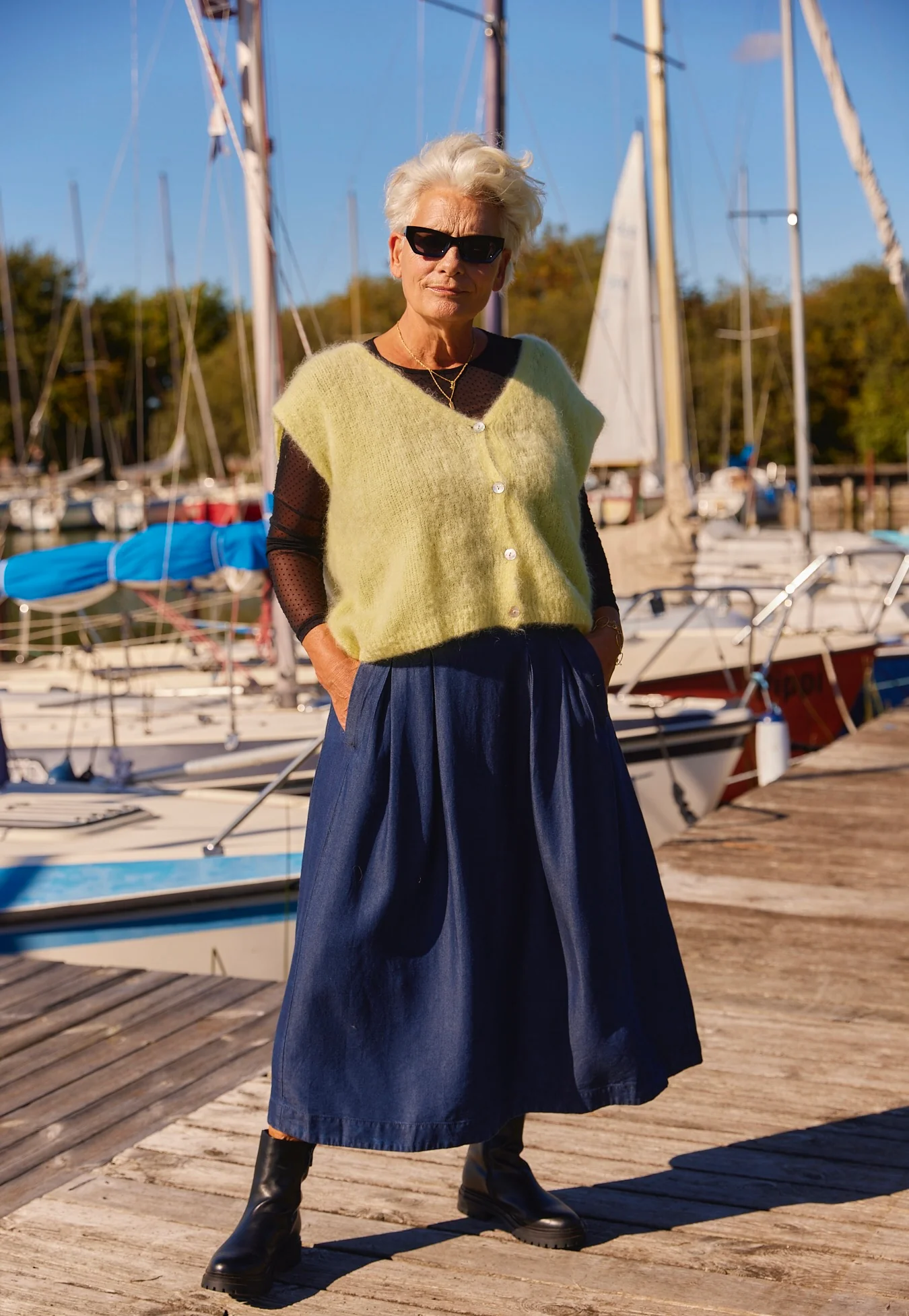 Sleeveless vest in 80% kid mohair V7485 | Light Yellow | Strik fra Atelier C - Image 5