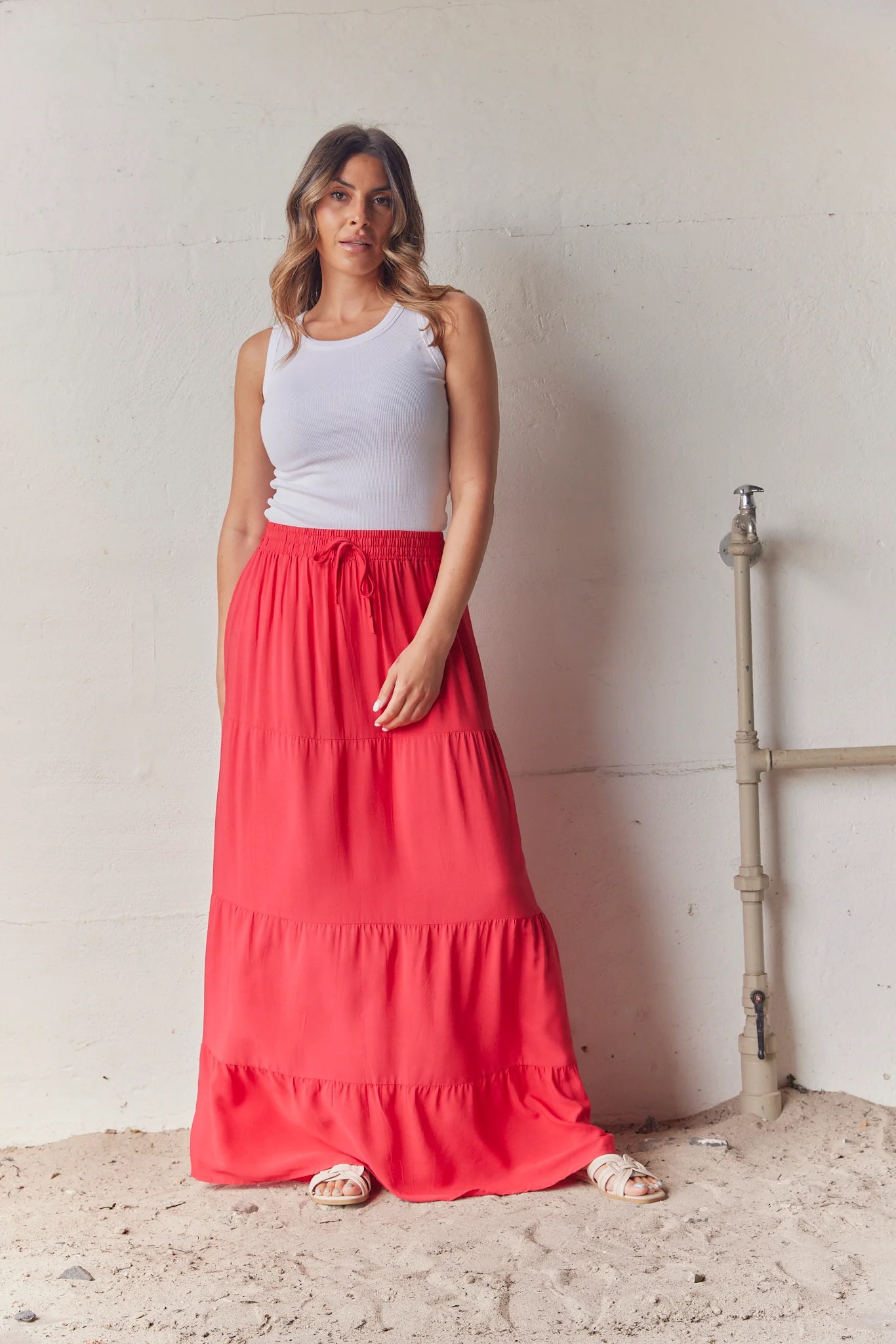 Eli Saa Solid Long Skirt | Red | Nederdel fra Atelier C - Image 2