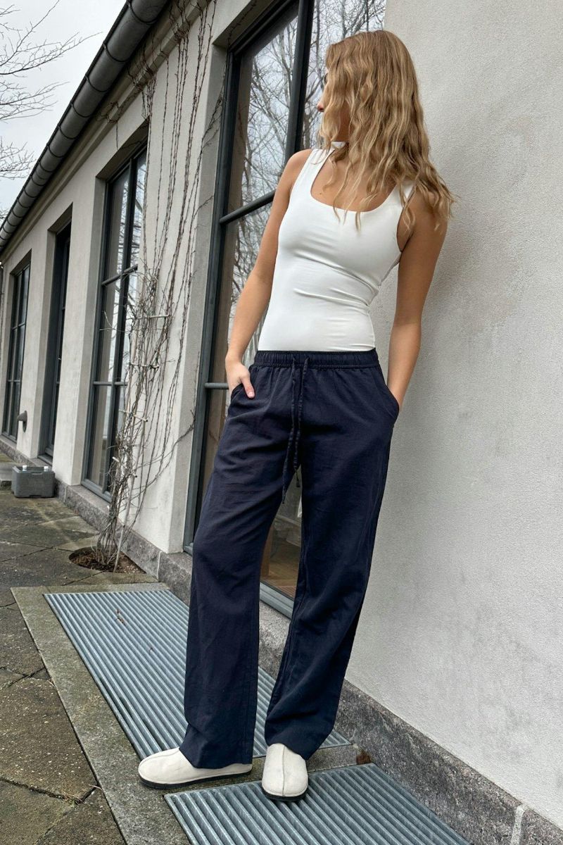 Sonar Linen Pants | Navy | Bukser fra Neo Noir - Image 3