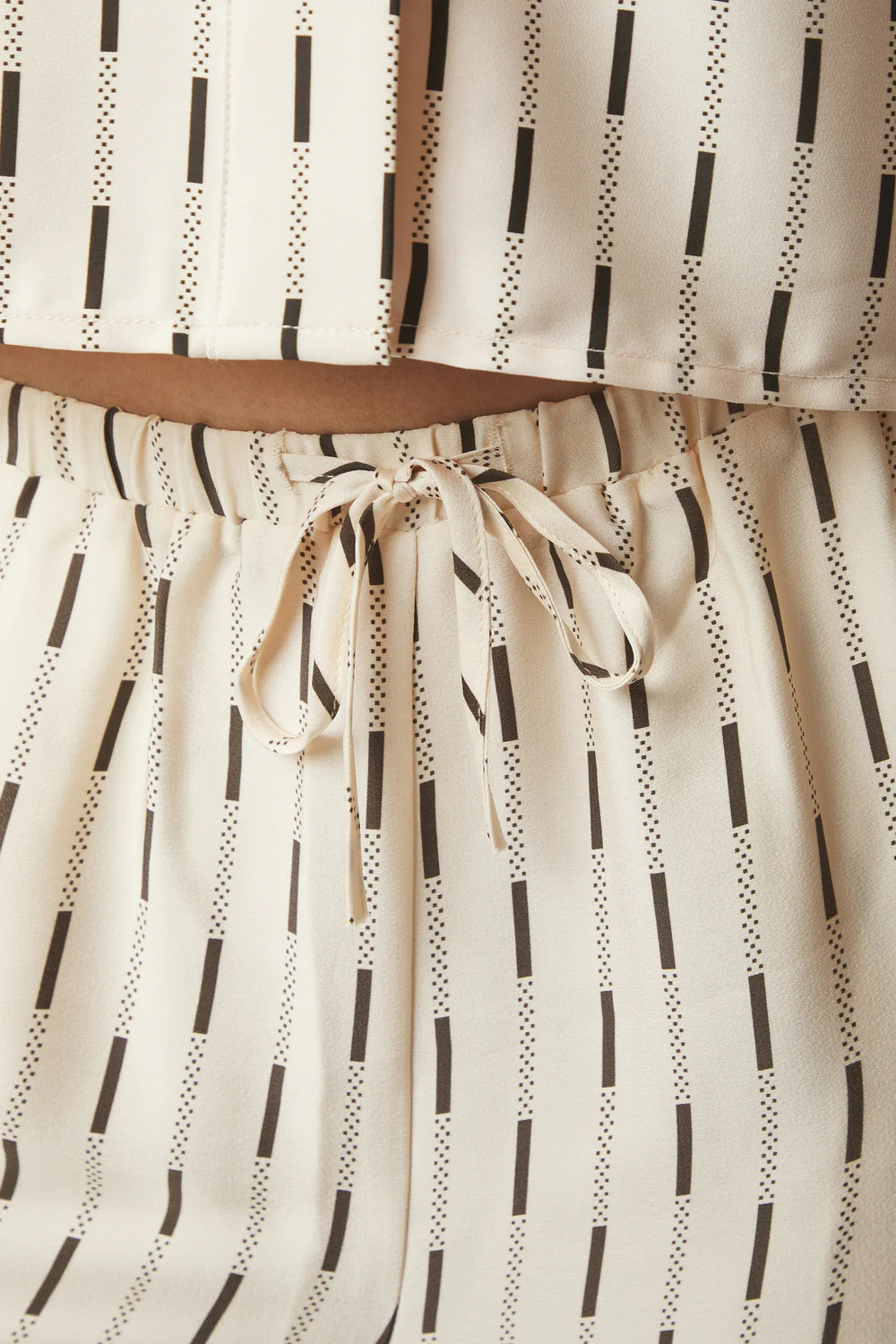 Sora Print Pants | Creme | Bukser fra Neo Noir - Image 2