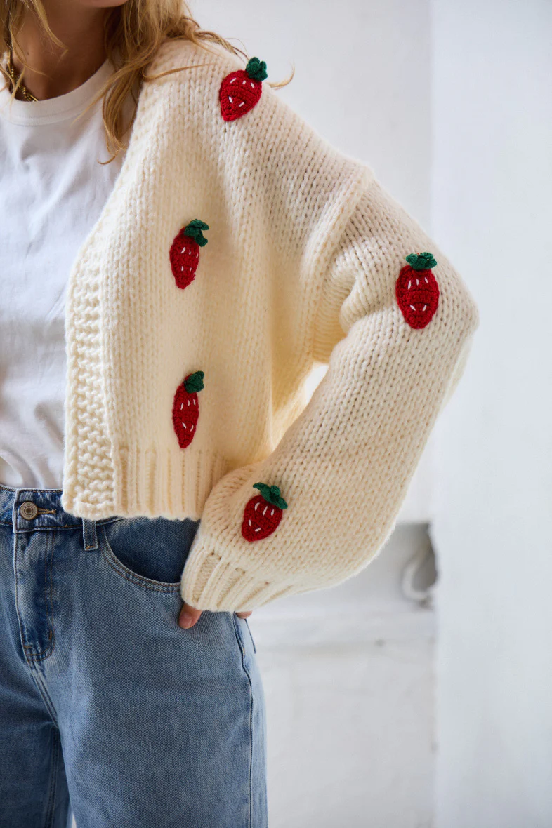 Strawberry Cardigan | Ecru | Strik fra Avery - Image 2
