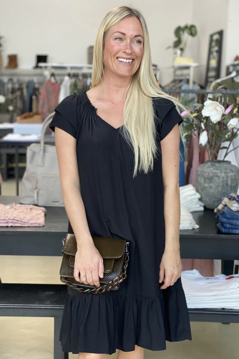 Sunrise Cropped Dress | Sort | Kjole fra Co'couture