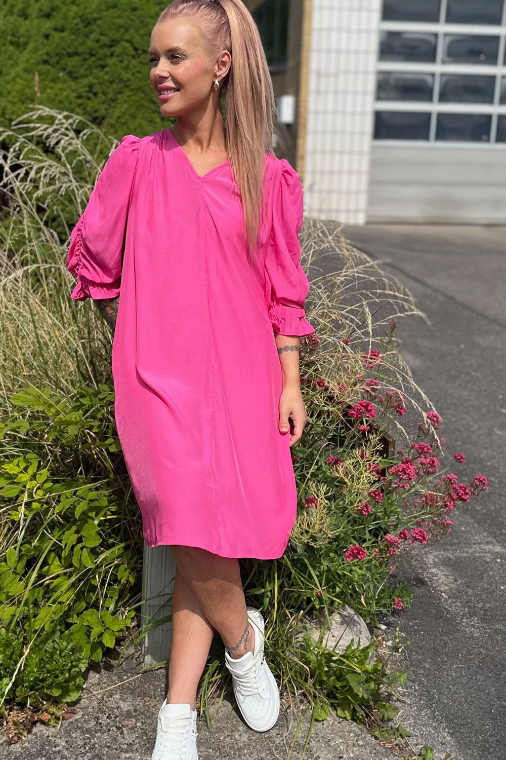 Sunrise Pleat Dress 96087 | Pink | Kjole fra Co'couture - Image 3