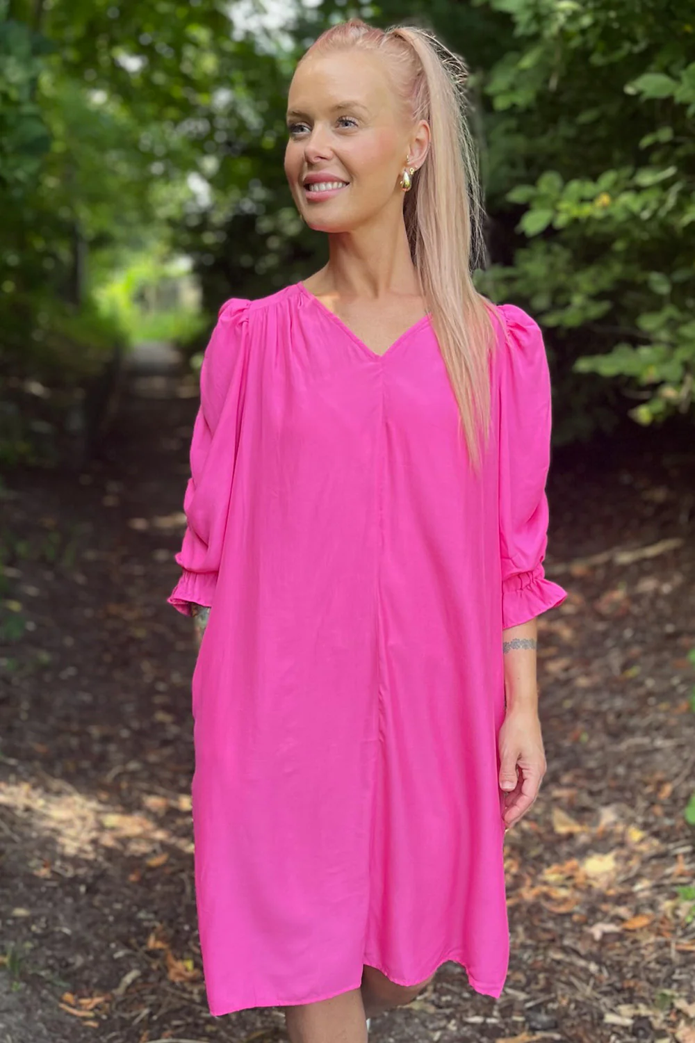 Sunrise Pleat Dress 96087 | Pink | Kjole fra Co'couture - Image 4