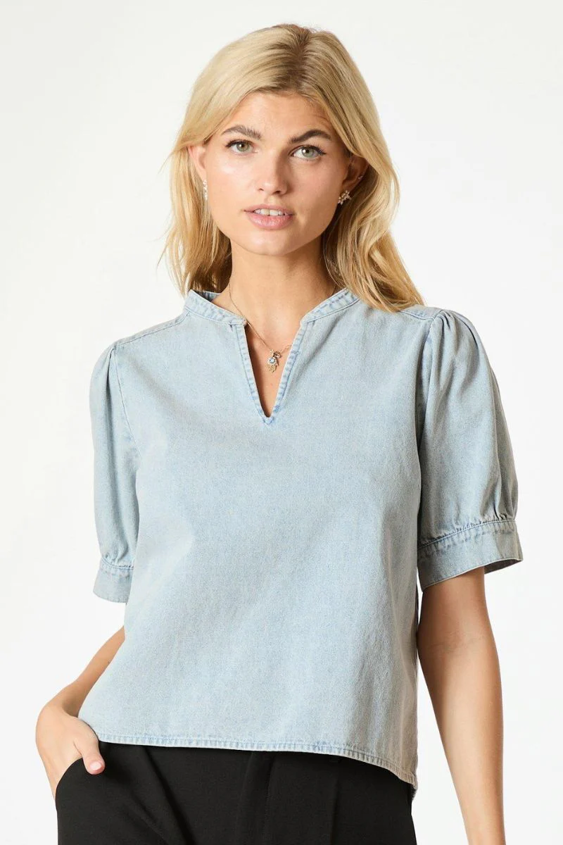 Talja Denim Blouse 163064 | Stonewash | Bluse fra Neo Noir - Image 2