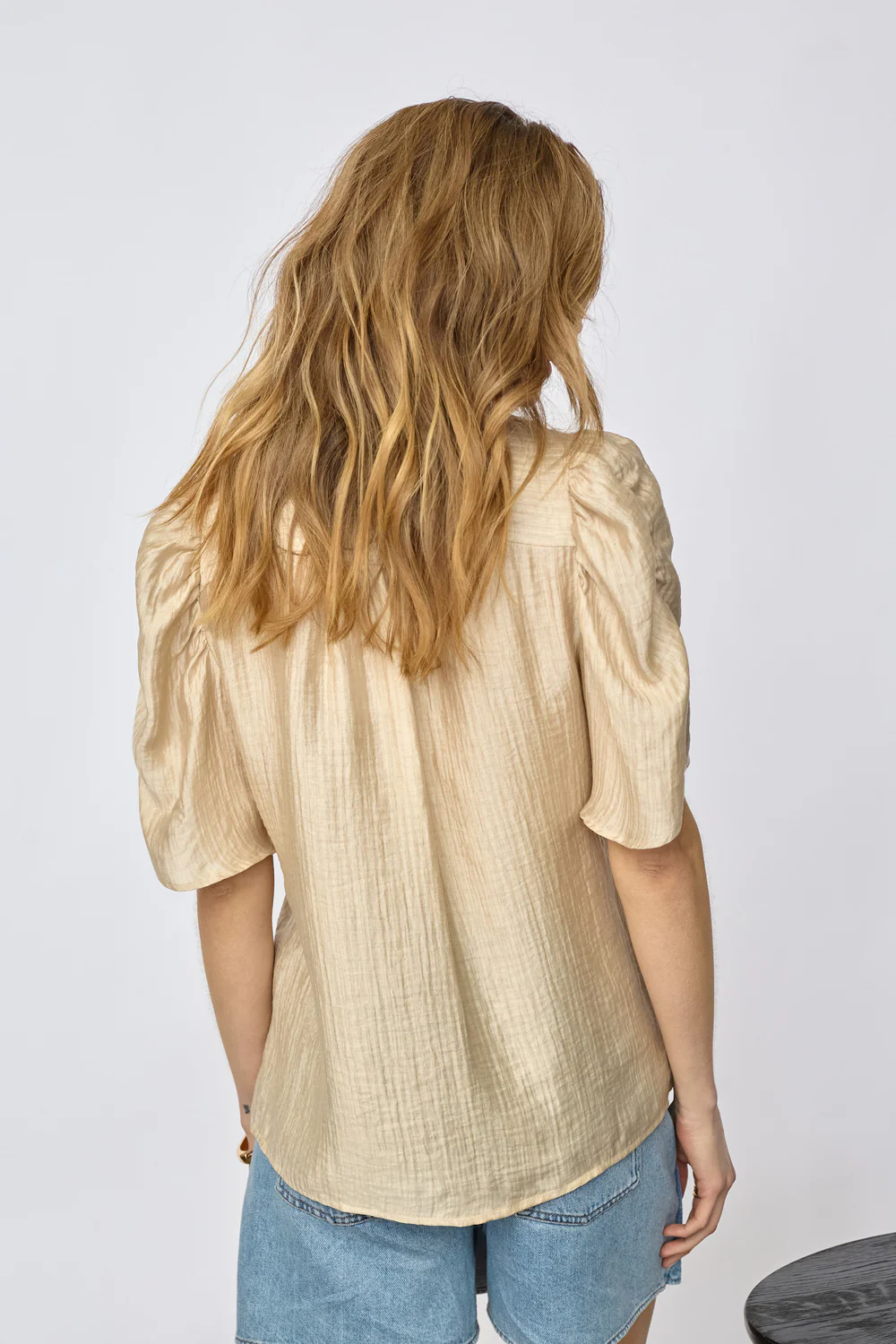 Tassycc Lace Ss Puff Shirt | Bisquit | Skjorte fra Co'Couture - Image 5