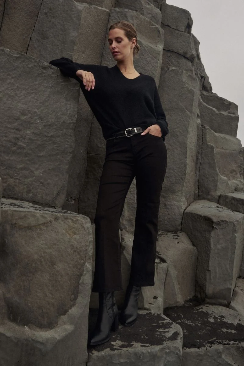 Thora V-Neck Knit | Black | Strik fra Mos Mosh - Image 10