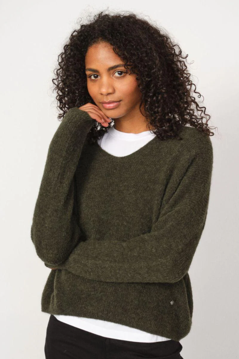 Thora V-Neck Knit | Grape Leaf | Strik fra Mos Mosh - Image 2