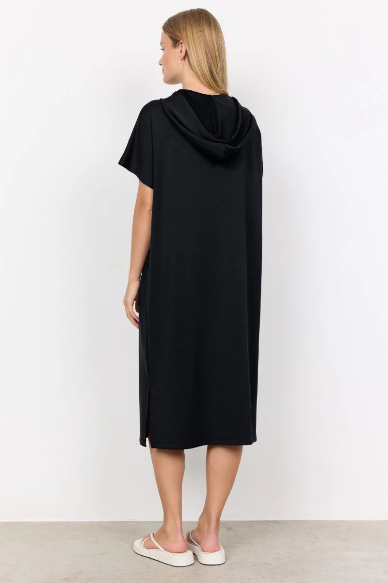 Tini Hoodie Dress | Sort | Kjole fra Statebird - Image 5