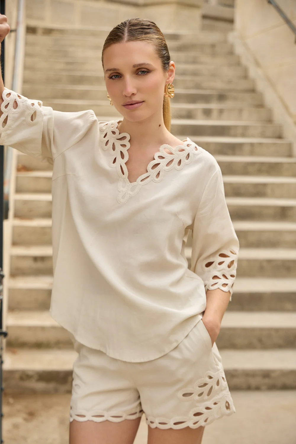 Trixie Lace Top | Beige