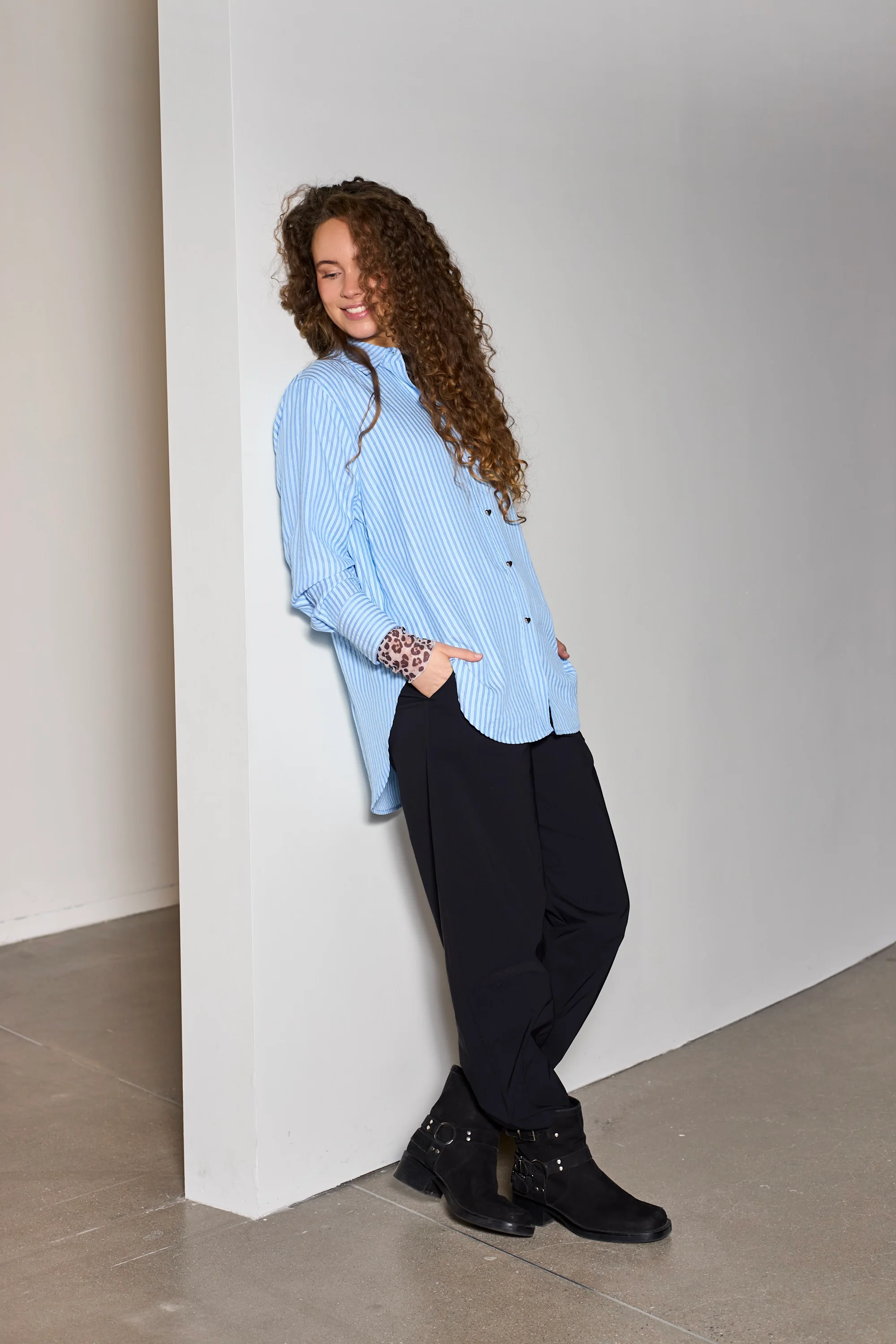 Valentine Shirt | Blue | Bluse fra Black Colour
