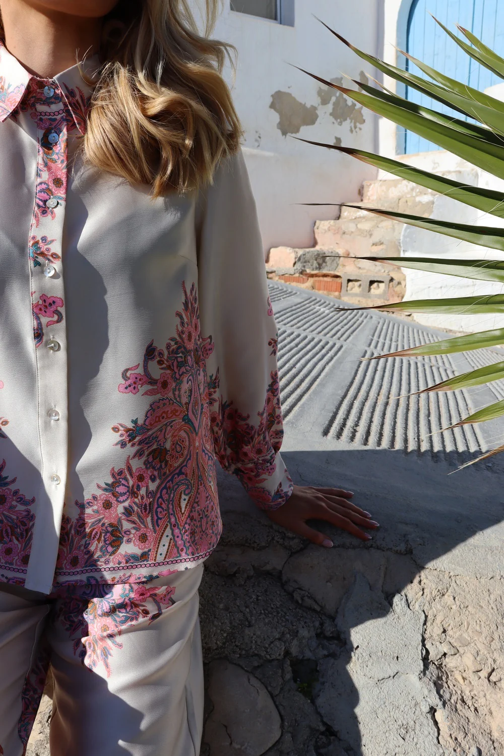 Wennise Pants | Pink Paisley | Bukser fra Liberté - Image 3
