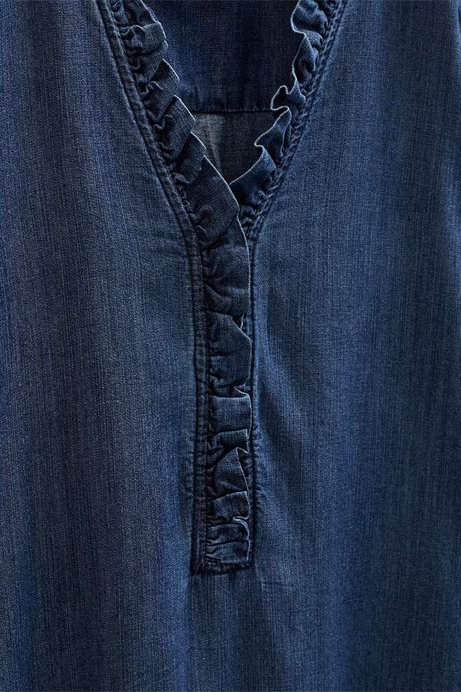 Wilke Dress 208070 | Medium Blue Denim | Kjole fra Freequent - Image 2