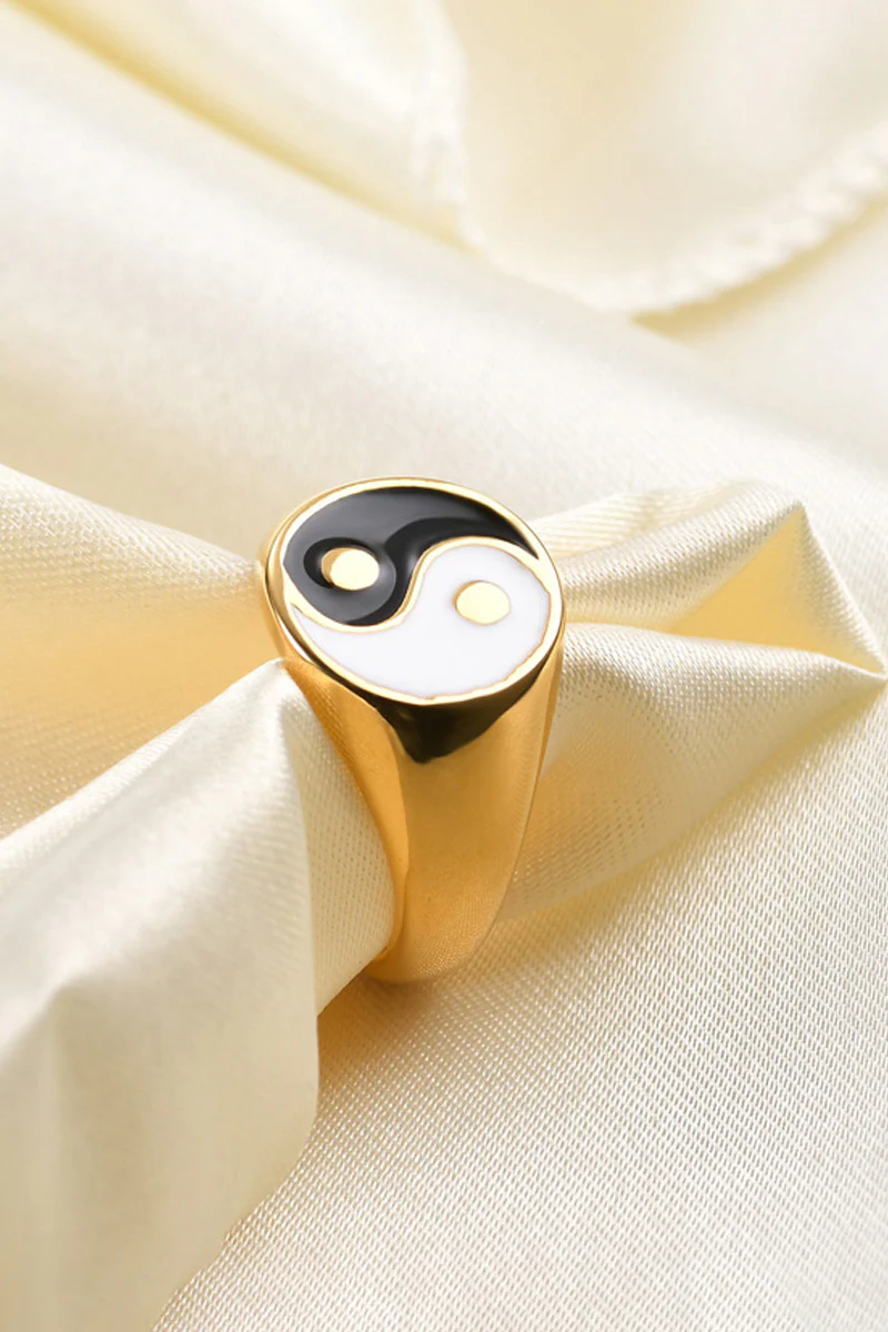 Yin Yang Ring | Black & White | Ring fra Birdsong - Image 3